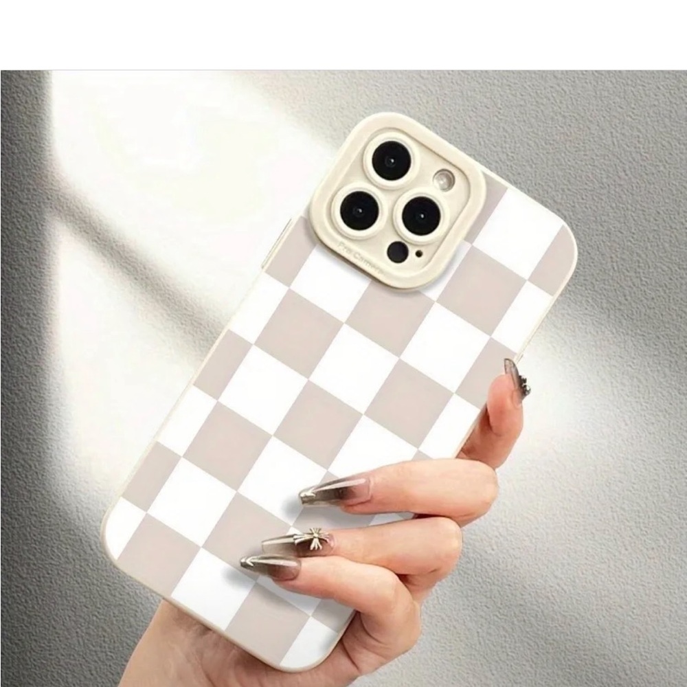 Apple iPhone Phone Case Beige Checkerboard Plaid Pattern Ivory TPU Case - Picture 3 of 3